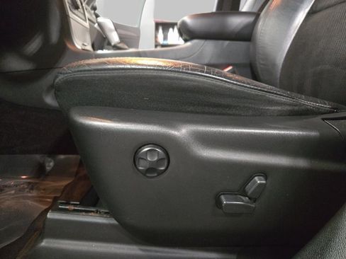 Used 2018 Jeep Grand Cherokee Altitude image 30