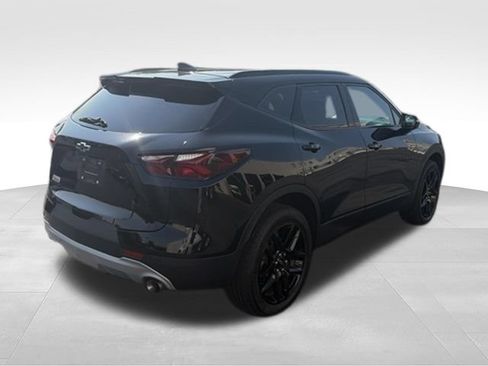 Used 2022 Chevrolet Blazer LT FWD image 3