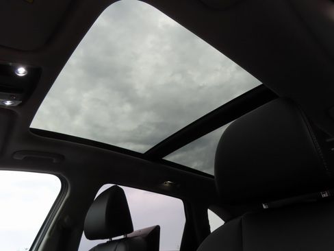 Certified 2025 Kia Sorento X-Line EX image 7