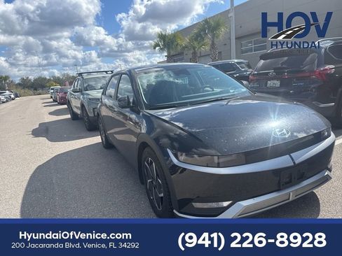 Certified 2022 Hyundai Ioniq 5 SE image 14