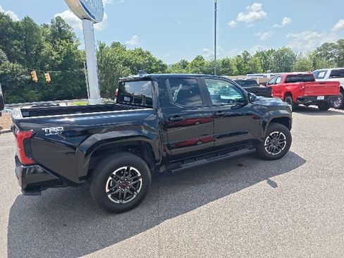 Used 2024 Toyota Tacoma TRD Sport RWD image 3