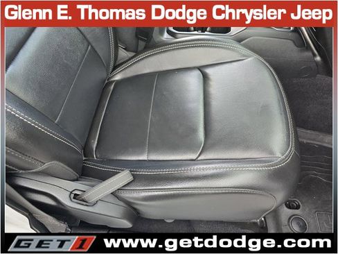 Used 2023 Jeep Wrangler Sahara w/ Safety Group image 33