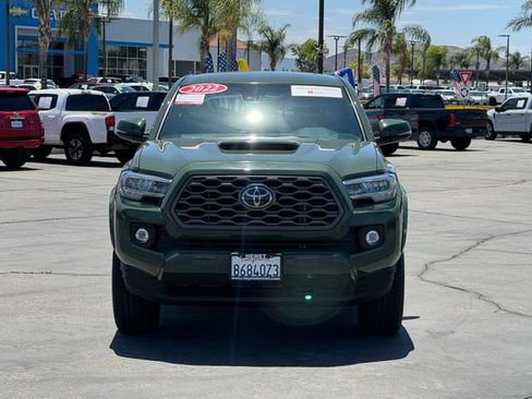 Used 2022 Toyota Tacoma TRD Sport RWD image 2