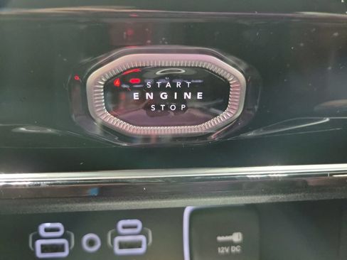 New 2026 Jeep Grand Cherokee L Limited AWD/4WD image 18