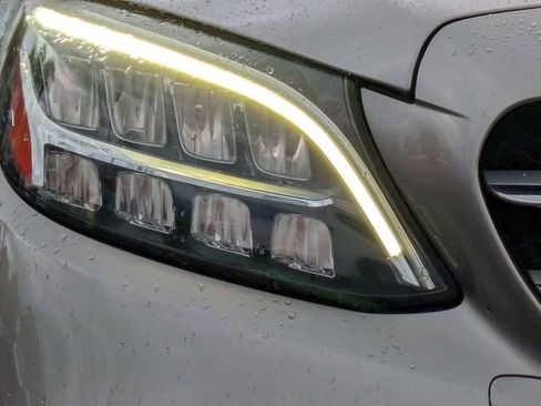 Used 2020 Mercedes-Benz C 300 Sedan image 10
