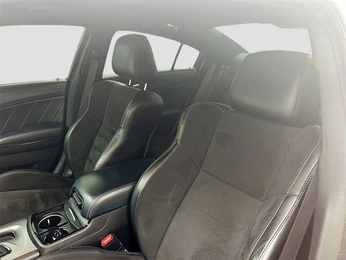 Used 2022 Dodge Charger R/T w/ Plus Group image 21