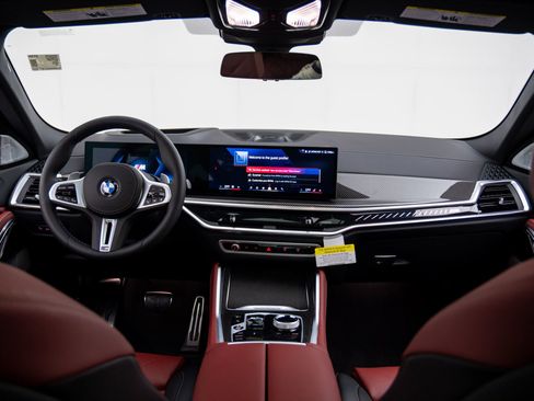 New 2026 BMW X6 M60i image 9