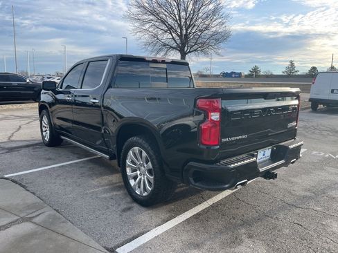 Certified 2022 Chevrolet Silverado 1500 High Country w/ Technology Package image 5