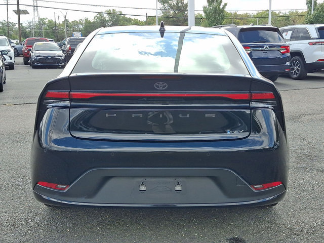Used 2025 Toyota Prius LE FWD image 23