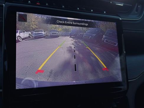 Certified 2023 Jeep Grand Cherokee Laredo w/ Luxury Tech Group I image 35