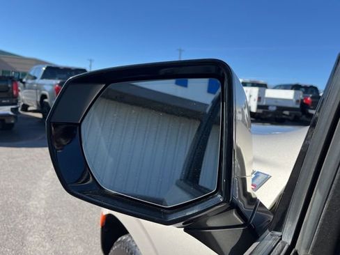 Used 2021 Chevrolet Tahoe Z71 w/ Z71 Off-Road Package image 25