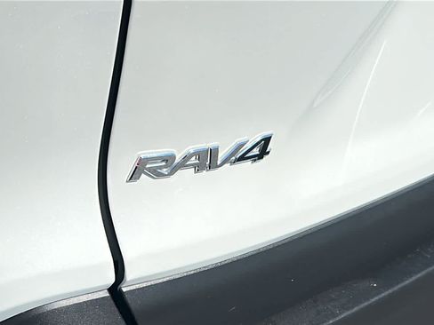 Used 2024 Toyota RAV4 XLE Premium w/ Weather Package AWD/4WD image 28
