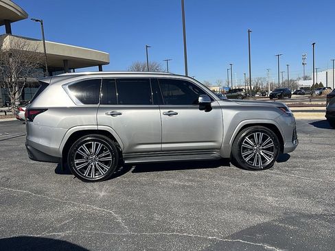Used 2023 Lexus LX 600 4WD w/ Accessory Package (Z1) image 2