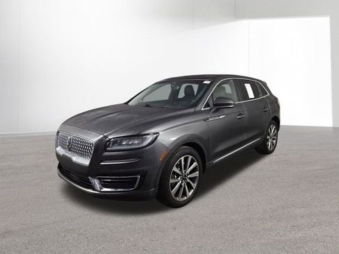 Used 2019 Lincoln Nautilus Select image 2