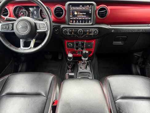 Used 2022 Jeep Wrangler Unlimited Rubicon w/ Steel Bumper Group AWD/4WD image 10