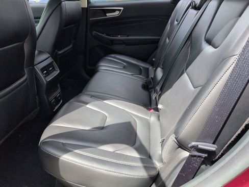 Used 2019 Ford Edge Titanium w/ Cold Weather Package AWD/4WD image 24