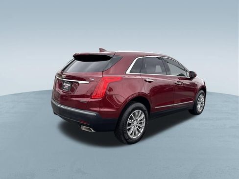 Used 2017 Cadillac XT5 Luxury w/ Driver Awareness Package FWD image 8