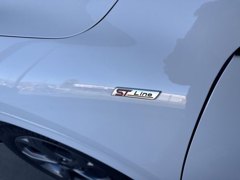 Used 2023 Ford Escape ST-Line w/ Equipment Group 301A image 8