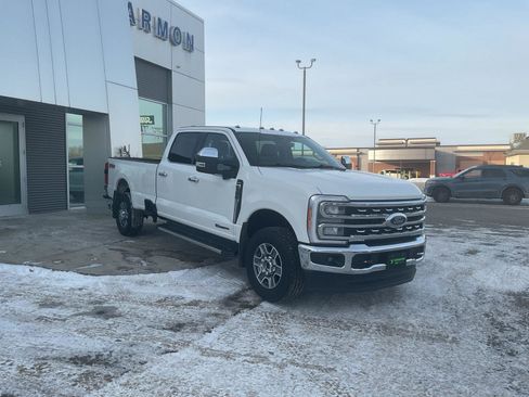Used 2023 Ford F350 Lariat w/ Chrome Package image 7
