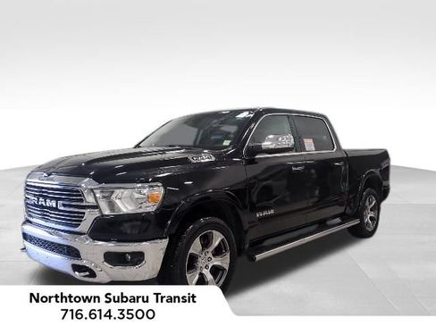 Used 2022 RAM 1500 Laramie AWD/4WD image 1