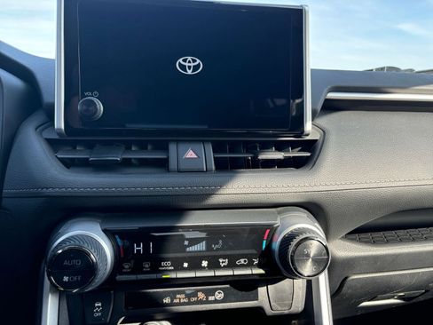 Used 2025 Toyota RAV4 LE image 18