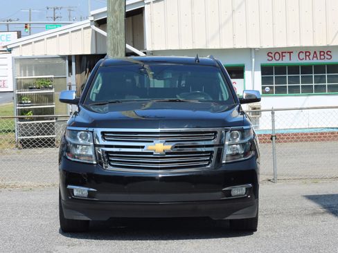 Used 2017 Chevrolet Tahoe Premier AWD/4WD image 2