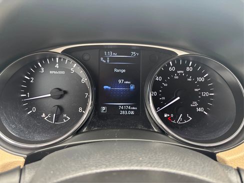 Used 2016 Nissan Rogue SL w/ SL Premium Package image 21