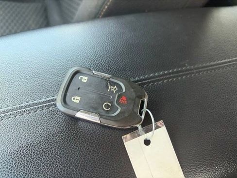 Used 2019 GMC Terrain SLE w/ LPO, Floor Liner Package AWD/4WD image 48
