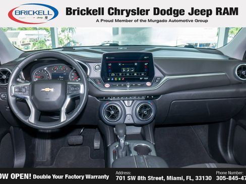 Used 2025 Chevrolet Blazer LT FWD image 15