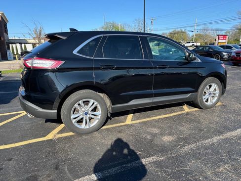 Used 2017 Ford Edge SEL w/ Equipment Group 201A FWD image 4