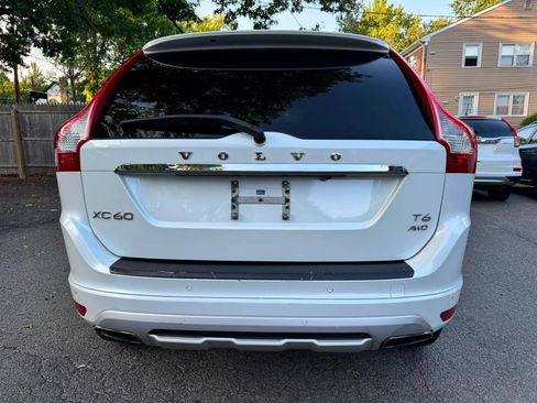 Used 2017 Volvo XC60 T6 Dynamic w/ Preferred Option Package AWD/4WD image 5
