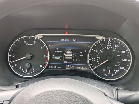 Used 2024 Nissan Sentra SV FWD image 21