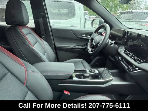Used 2025 Chevrolet Equinox RS w/ Safety and Technology Package AWD/4WD image 3