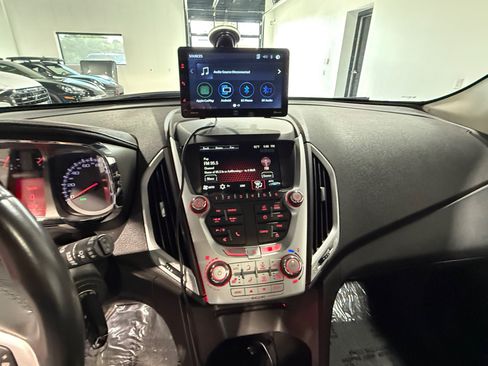 Used 2012 GMC Terrain SLT FWD image 16