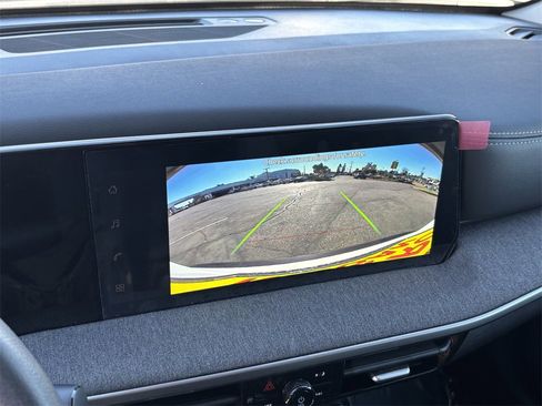 New 2026 Nissan Kicks SV image 16