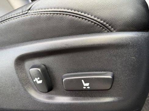 Used 2022 Toyota 4Runner SR5 Premium image 46