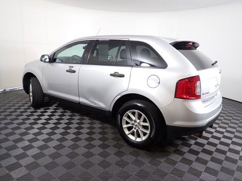 Used 2014 Ford Edge SE w/ Equipment Group 101A FWD image 8