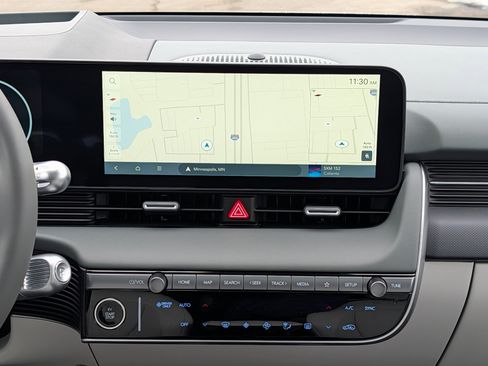 New 2026 Hyundai Ioniq 5 Limited image 12