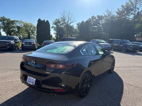 Used 2024 MAZDA MAZDA3 s FWD image 5