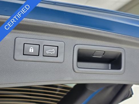 Certified 2025 Subaru Forester Wilderness w/ Convenience Package image 14