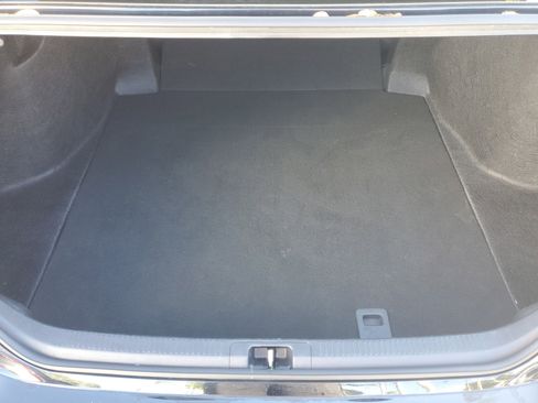 Used 2023 Toyota Camry SE image 9