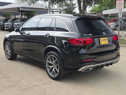 Used 2022 Mercedes-Benz GLC 300 4MATIC image 5