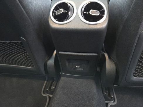 Used 2025 Mercedes-Benz CLA 250 4MATIC image 15