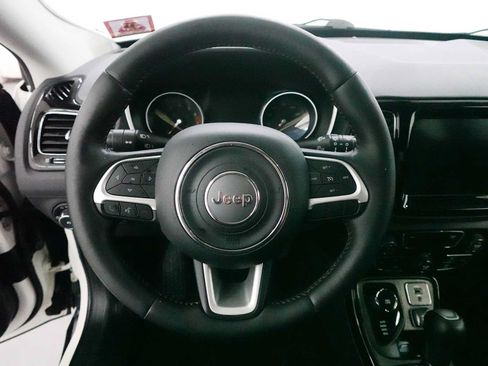 Used 2019 Jeep Compass Limited AWD/4WD image 16