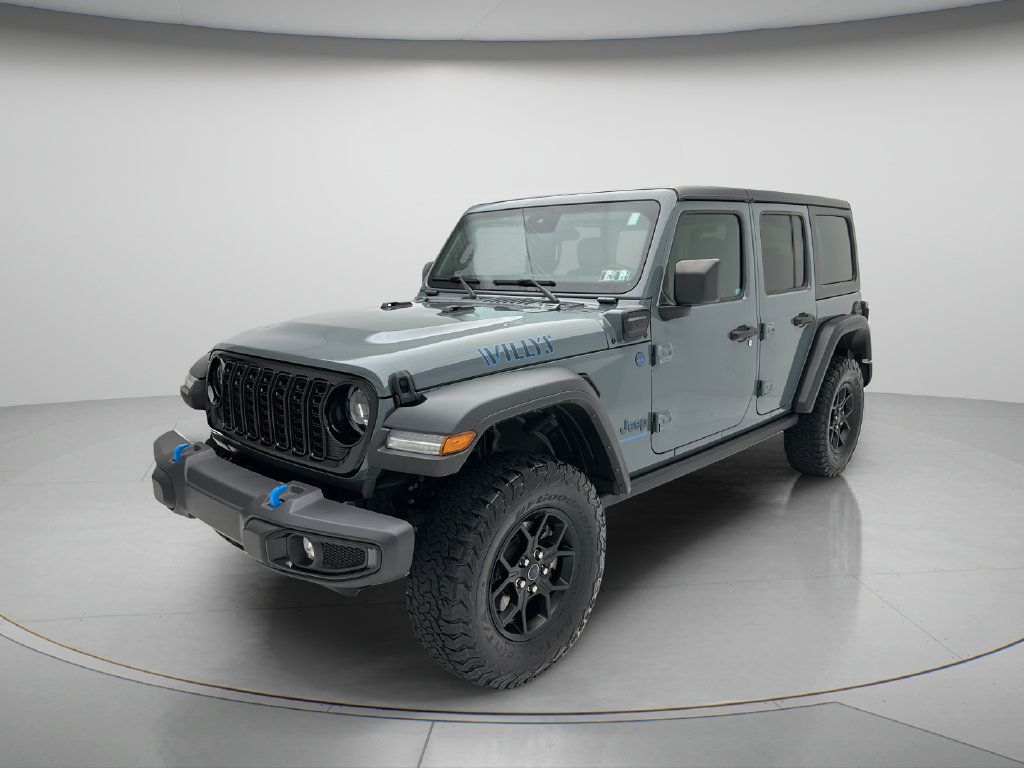Used 2024 Jeep Wrangler Unlimited AWD/4WD image 3