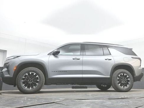 New 2026 Chevrolet Traverse Z71 w/ Enhanced Driving Package AWD/4WD image 46