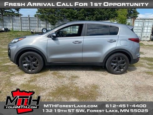 Used 2022 Kia Sportage LX w/ LX AWD Value Edition Package image 5