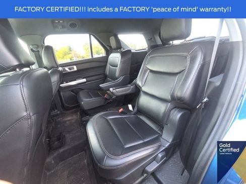 Used 2022 Ford Explorer XLT w/ Equipment Group 202A AWD/4WD image 21