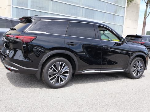 Certified 2026 INFINITI QX60 Luxe w/ Cargo Package image 10