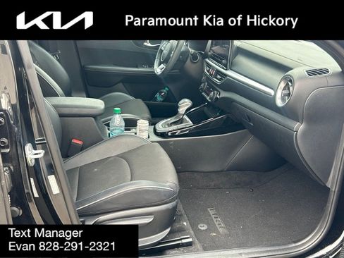 Used 2022 Kia Forte GT-Line w/ GT-Line Technology Package FWD image 12